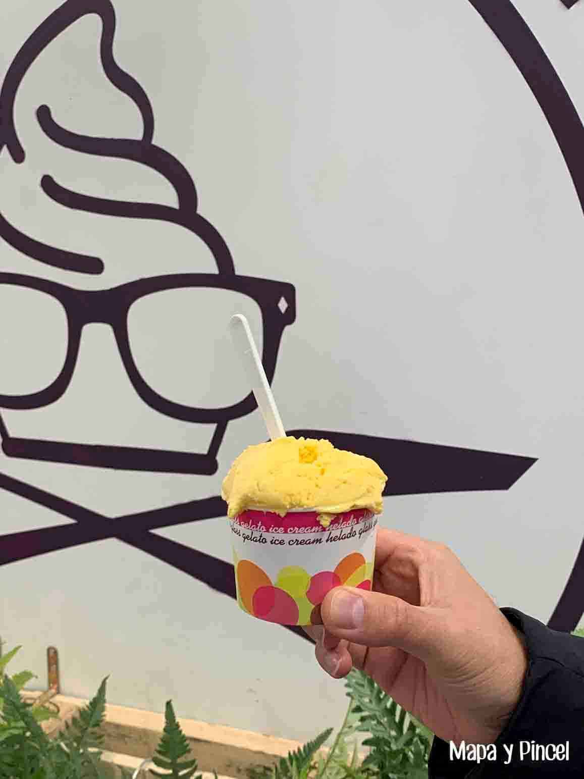 delicioso helado para comer en Zamora de la heladería La Valenciana