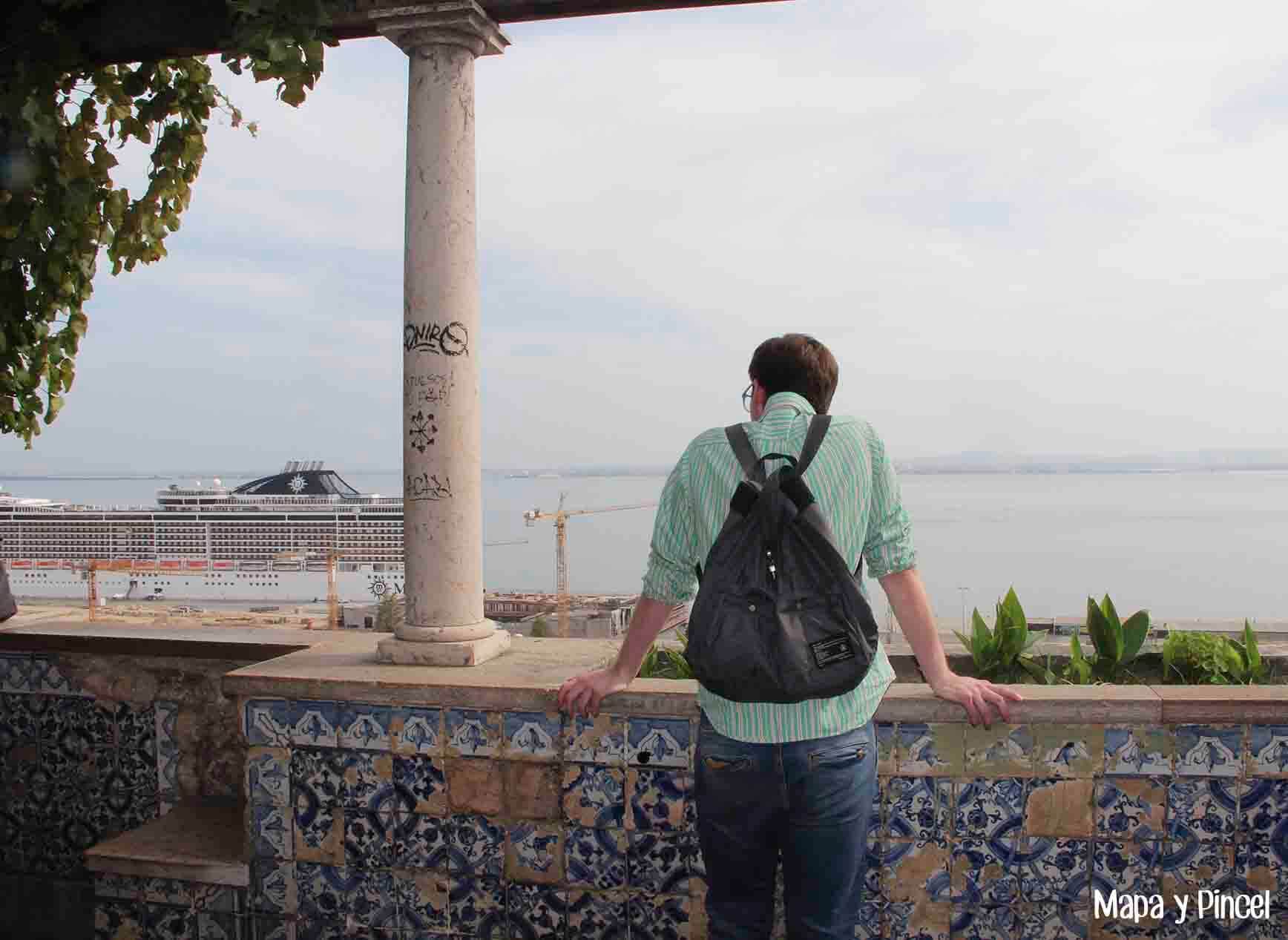 Mapa_y_Pincel_Lisboa_barrio_a _barrio _Alfama_Mirador_de_Santa_Luzia