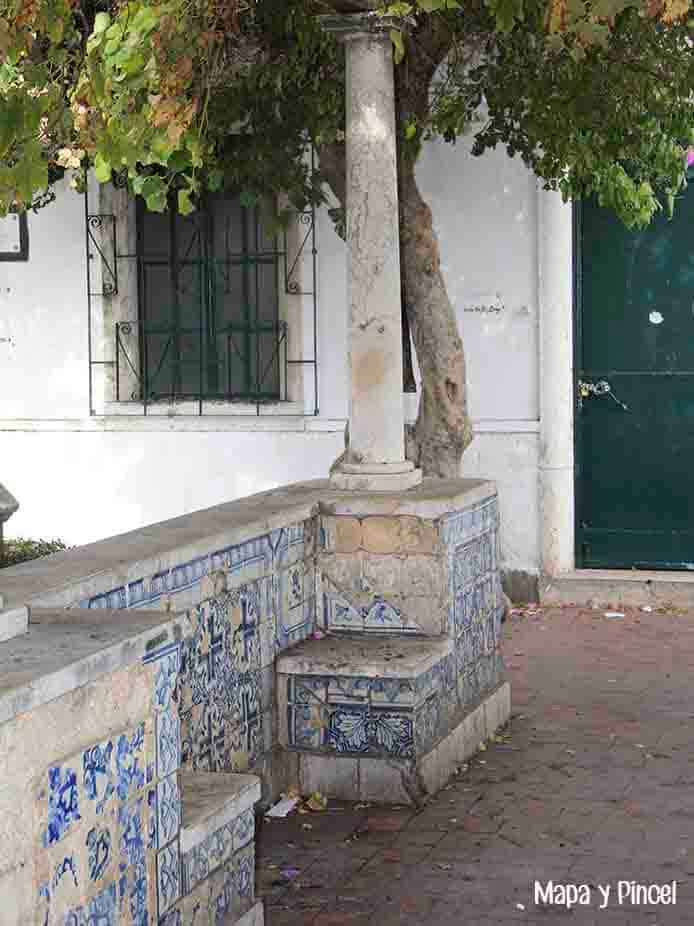 Mapa_y_Pincel_Lisboa_barrio_a _barrio _Alfama_Mirador_de_Santa_Luzia